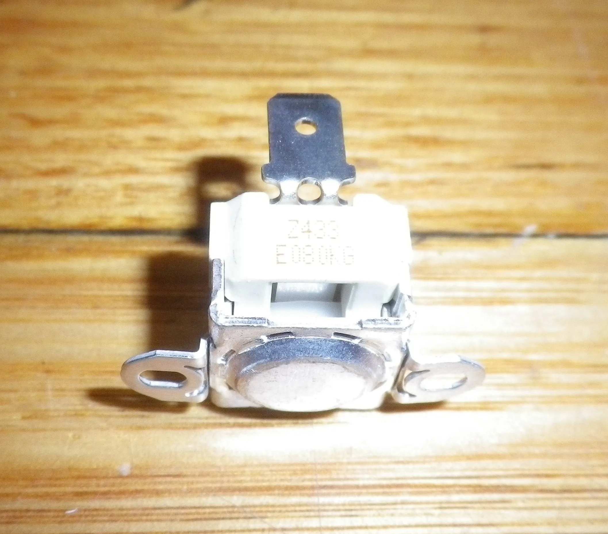 Beko, Belling, Euromaid 80degC Normally Open Fan Thermostat - Part # 300180159