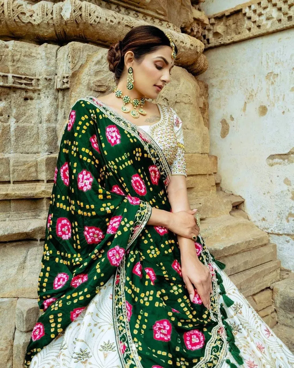 FESTIVE WEAR FANCY LEHENGA CHOLI